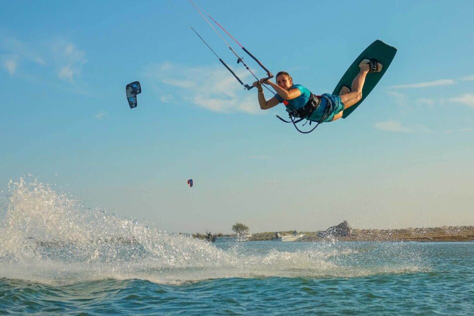 Kitesurfing
